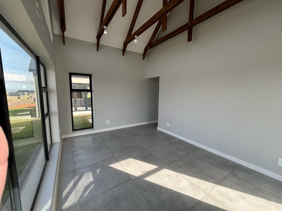 3 Bedroom Property for Sale in Hartland Lifestyle Estate Western Cape